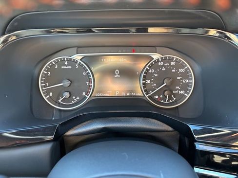 Used 2024 Nissan Pathfinder Rock Creek image 13