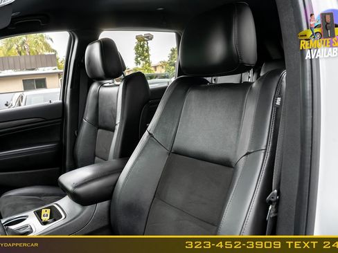 Used 2021 Jeep Grand Cherokee Laredo X AWD/4WD image 13