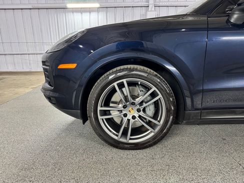 Used 2022 Porsche Cayenne S image 18