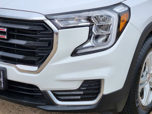 Certified 2024 GMC Terrain SLE AWD/4WD image 9
