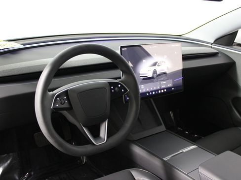Used 2025 Tesla Model 3 Long Range RWD image 7