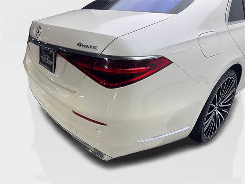 Used 2022 Mercedes-Benz S 580 4MATIC Sedan image 18