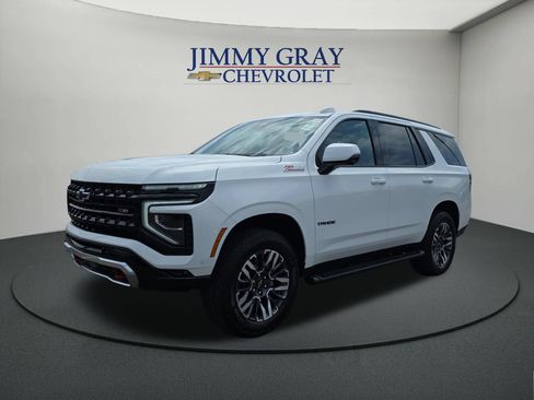 New 2026 Chevrolet Tahoe Z71 w/ Comfort Package AWD/4WD image 1