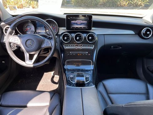 Used 2015 Mercedes-Benz C 300 4MATIC Sedan image 7