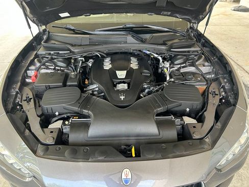 Used 2015 Maserati Ghibli RWD image 13