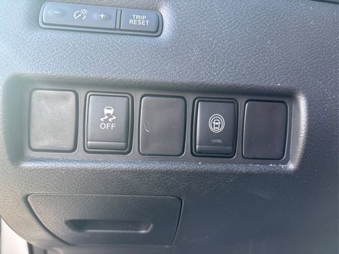 Used 2024 Nissan Murano SV image 34