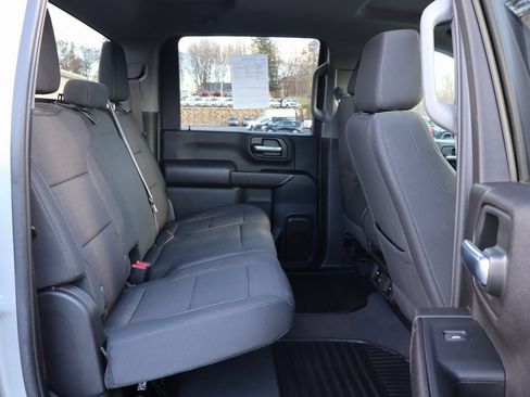 Used 2024 Chevrolet Silverado 2500 Custom w/ Custom Value Package image 16