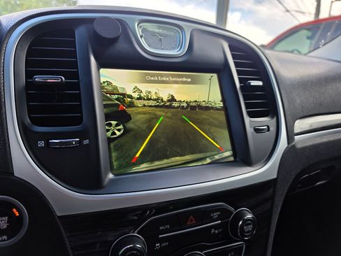 Used 2022 Chrysler 300 Touring L RWD image 25
