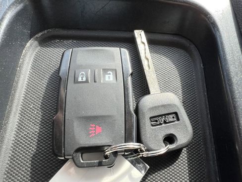 Used 2018 GMC Sierra 1500 2WD Double Cab w/ Sierra Convenience Package image 31