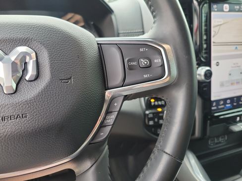 Used 2023 RAM 1500 Laramie AWD/4WD image 14