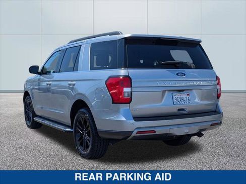 Used 2022 Ford Expedition XLT RWD image 3