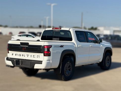 New 2026 Nissan Frontier PRO-4X w/ Tow Package AWD/4WD image 7