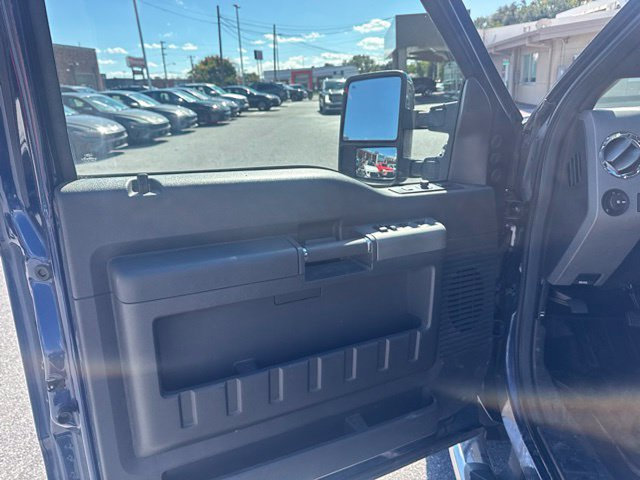 Used 2011 Ford F350 Lariat w/ Lariat Ultimate Pkg AWD/4WD image 9