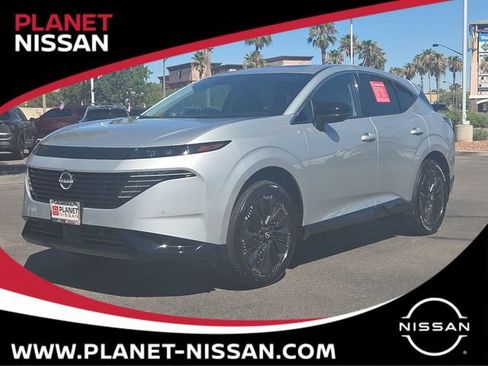 Certified 2025 Nissan Murano Platinum w/ Cargo Package AWD/4WD image 1