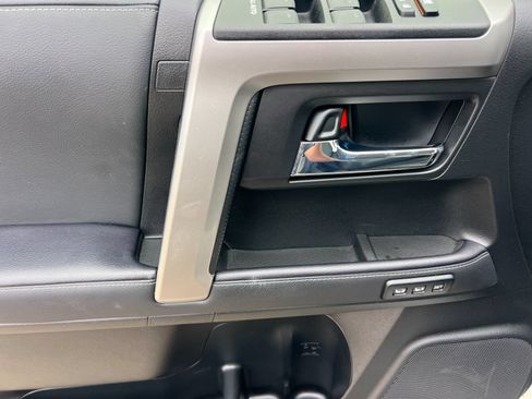 Used 2023 Toyota 4Runner Limited RWD image 11