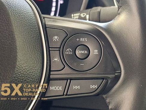 Certified 2025 Toyota Corolla XSE image 27