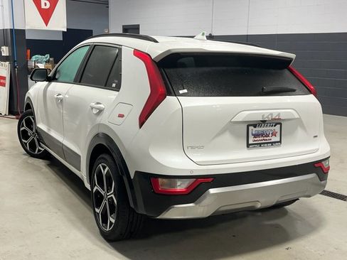 New 2025 Kia Niro EX Touring image 27