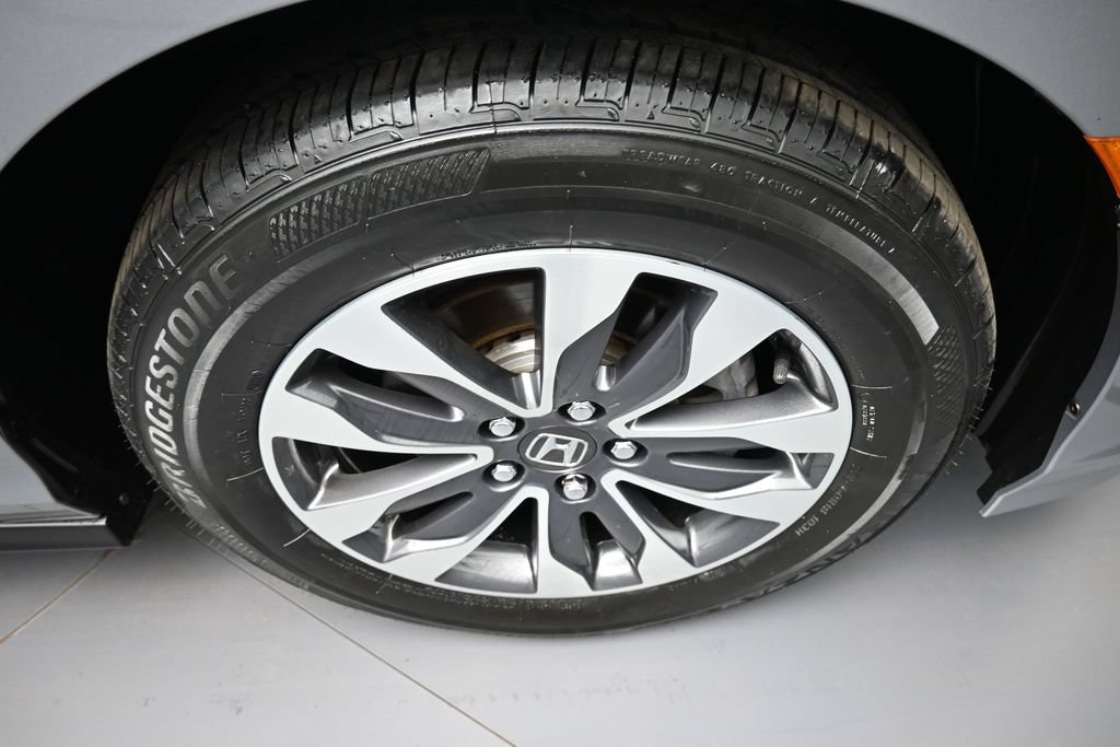 Certified 2024 Honda Odyssey EX-L image 13