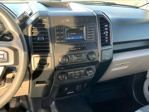 Used 2017 Ford F150 XL w/ Equipment Group 101A Mid RWD image 7
