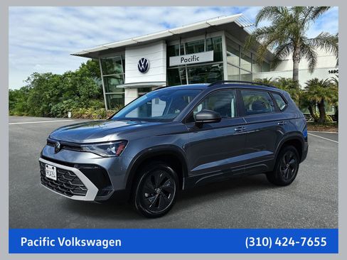 Used 2025 Volkswagen Taos S FWD image 1