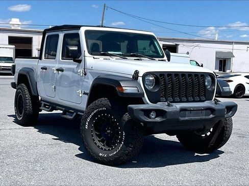 Used 2020 Jeep Gladiator Sport w/ Quick Order Package 24S AWD/4WD image 1
