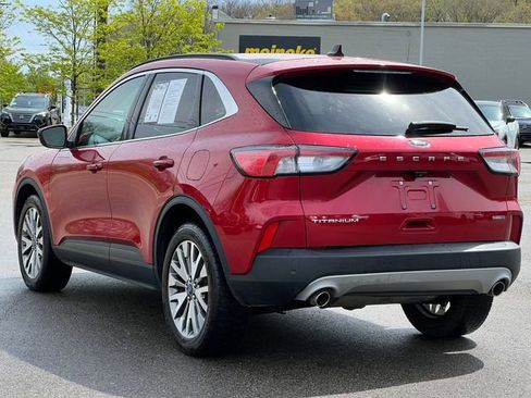 Used 2022 Ford Escape Titanium AWD/4WD image 10