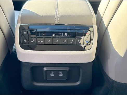 Used 2026 INFINITI QX60 Luxe w/ Cargo Package FWD image 28
