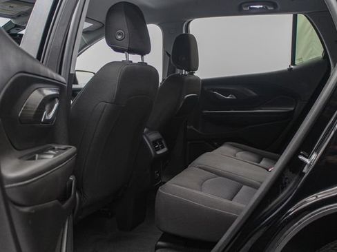Used 2024 GMC Terrain SLE w/ Driver Convenience Package AWD/4WD image 18