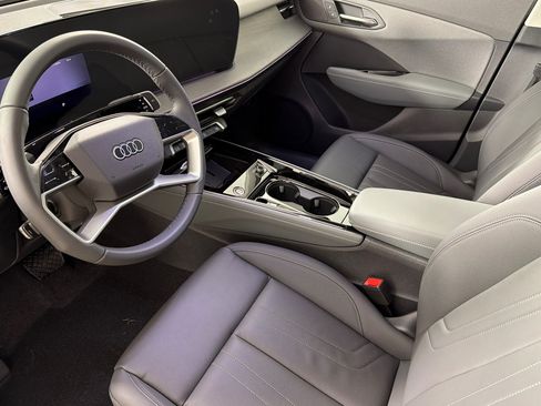 New 2026 Audi Q3 quattro 2.0T AWD/4WD image 9