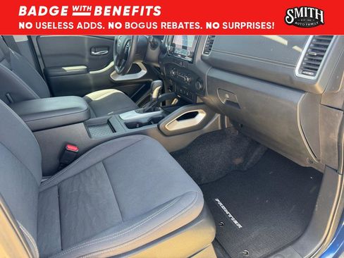 Used 2022 Nissan Frontier SV w/ Technology Package RWD image 30