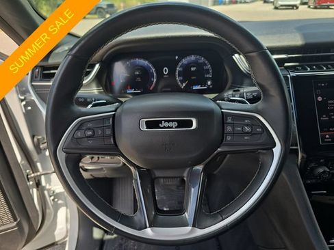 Certified 2022 Jeep Grand Cherokee Altitude AWD/4WD image 24