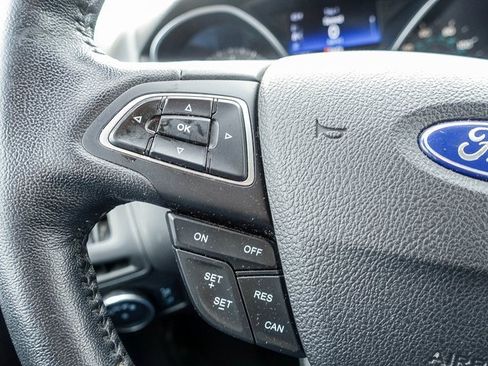 Used 2018 Ford Focus SE w/ SE Winter Package image 22