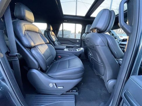 New 2025 Lincoln Navigator L Reserve w/ Jet Appearance Package image 24