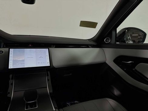 New 2026 Land Rover Range Rover Evoque S image 31