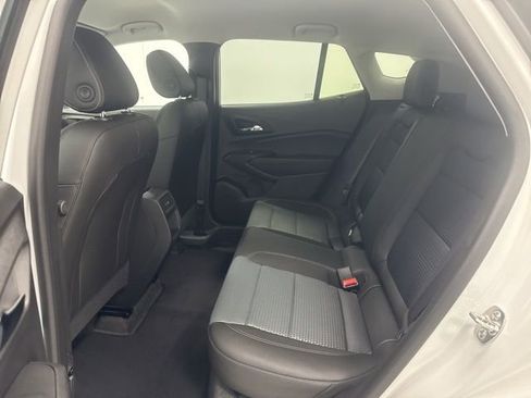 Used 2026 Chevrolet Trax LT w/ Driver Confidence Package FWD image 26