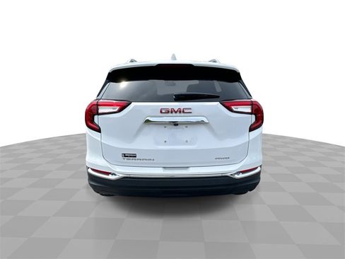 Certified 2022 GMC Terrain SLT w/ Infotainment Package II image 7
