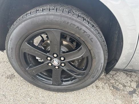 Certified 2023 Buick Enclave Essence w/ Sport Touring Edition FWD image 9
