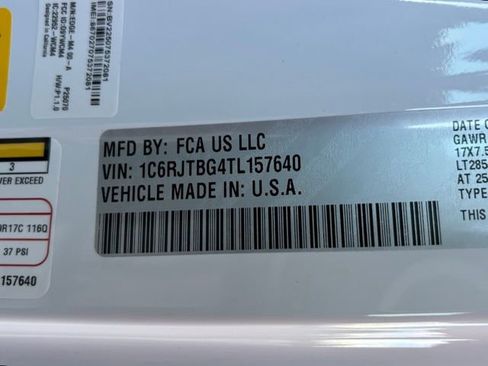 New 2026 Jeep Gladiator Rubicon w/ Safety Group AWD/4WD image 27