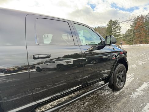 Used 2015 RAM 3500 Laramie w/ Black Appearance Group image 16