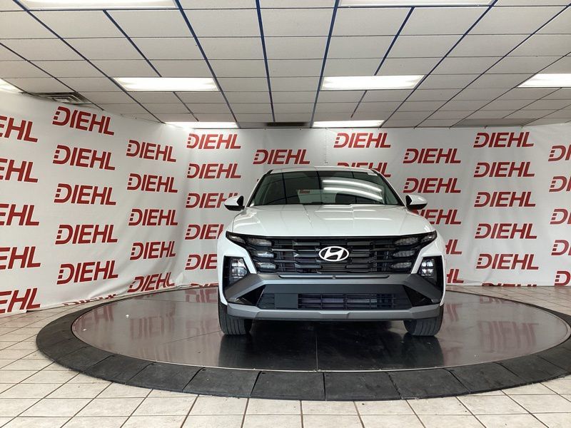 Used 2026 Hyundai Tucson SE FWD image 2