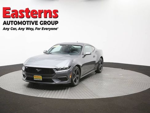 Used 2025 Ford Mustang Coupe RWD image 51