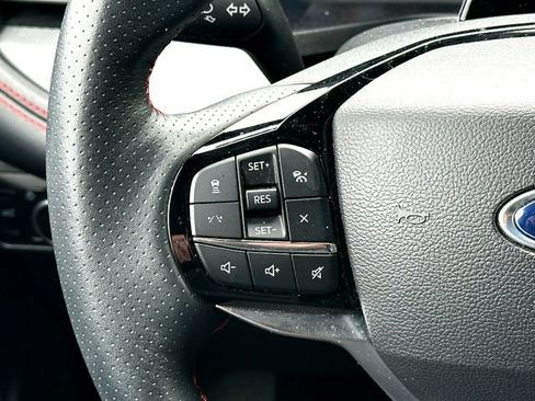 Used 2025 Ford Explorer ST-Line AWD/4WD image 23