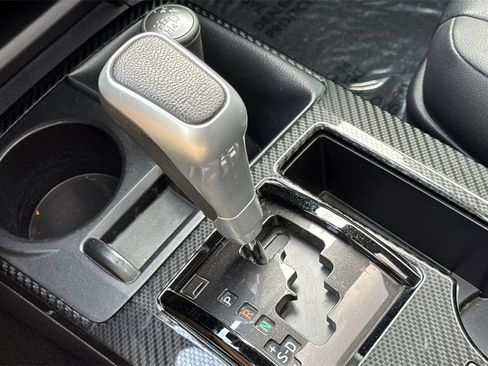 Certified 2024 Toyota 4Runner TRD Off-Road Premium image 21