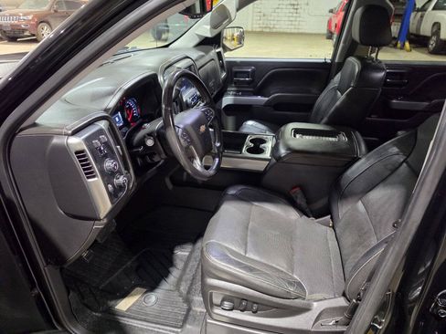 Used 2018 Chevrolet Silverado 1500 LTZ Z71 w/ LTZ Plus Package AWD/4WD image 31
