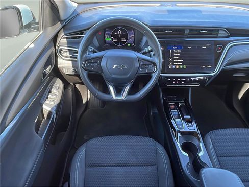 Used 2023 Chevrolet Bolt EUV LT w/ Driver Confidence Package image 19