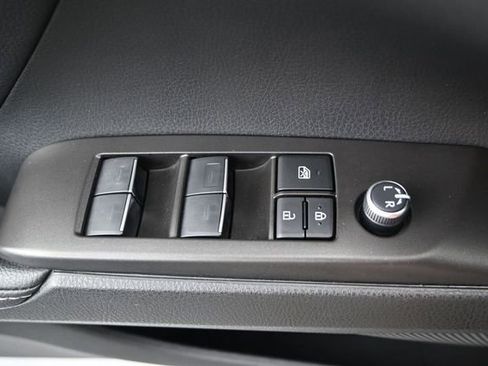 Used 2023 Toyota Camry XSE image 11