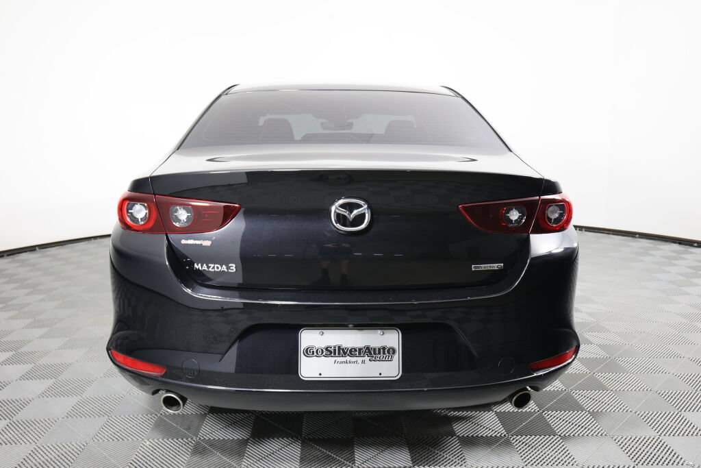Used 2022 MAZDA MAZDA3 s FWD image 3