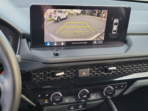 Used 2024 Honda Accord Touring image 12