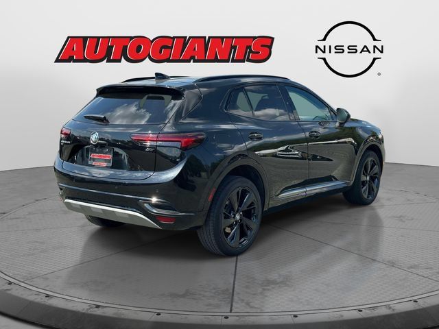 Used 2022 Buick Envision Preferred AWD/4WD image 2