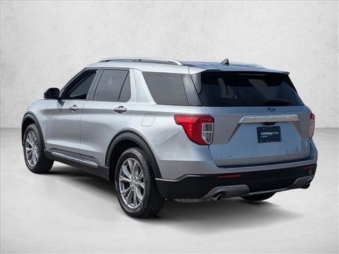 Used 2023 Ford Explorer Limited image 7